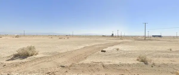 1944 Betty, Thermal, CA 92274