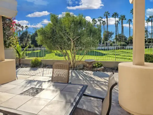 285 Kavenish Drive, Rancho Mirage, CA 92270