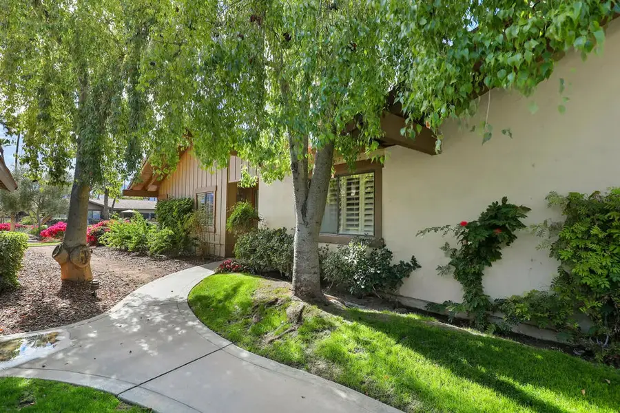 89 Palomino Circle, Palm Desert, CA 92211 - #2