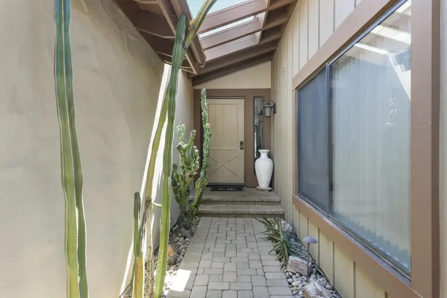 136 Deer Spring Way, Palm Desert, CA 92211 - #2