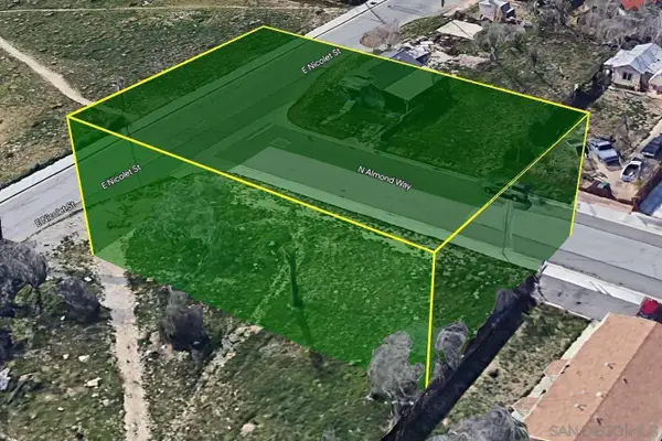 917 E Nicolet St #157, Banning, CA 92220