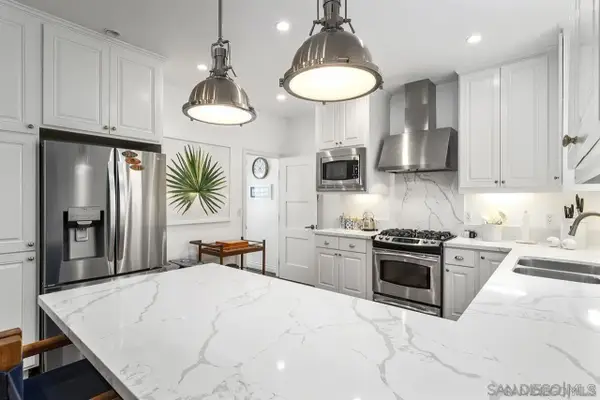 722 F Avenue, Coronado, CA 92118