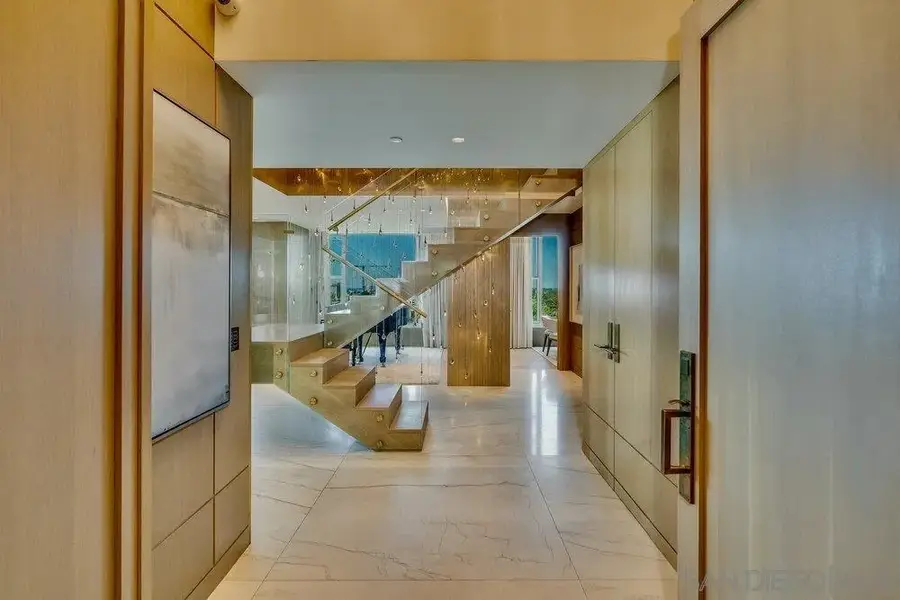 2500 6th Ave #Penthouse 4, San Diego, CA 92103 - #3
