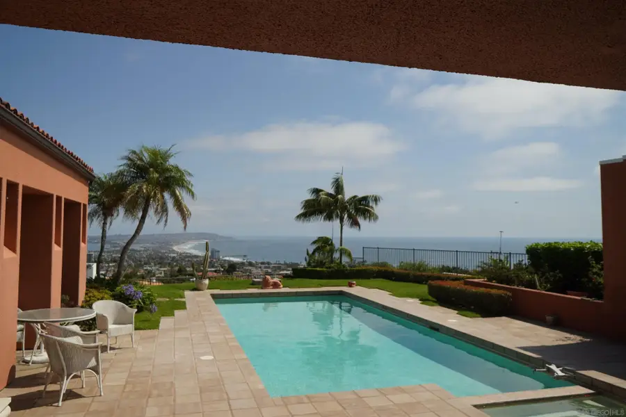 5717 Baja Mar, La Jolla, CA 92037 - Image #3