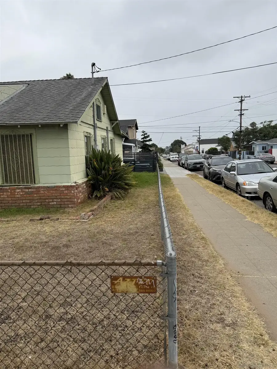 3203 Webster Ave, San Diego, CA 92113 - Image #3