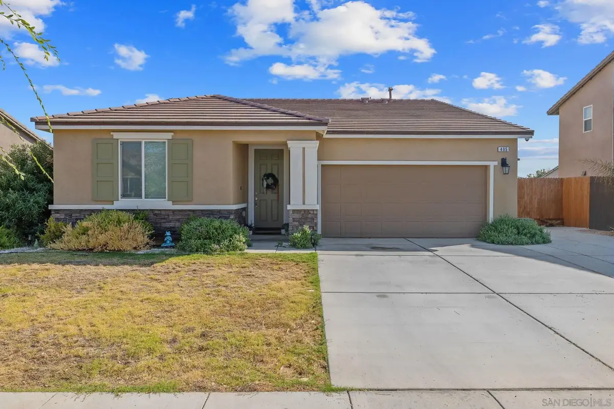 495 Pearl Dr, Lemoore, CA 93245 - #1
