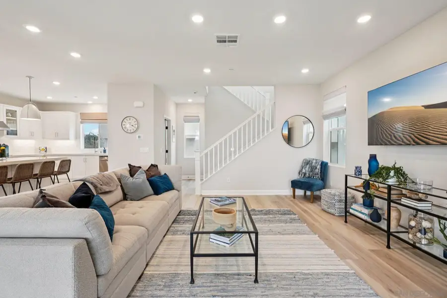 8119 Rose Quartz Cir, San Diego, CA 92126 - Image #2