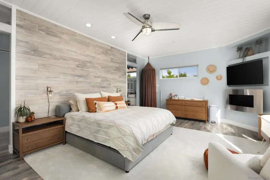 2743 Mesa Dr, Oceanside, CA 92054 - Image #3