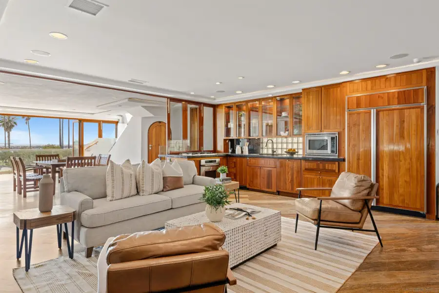 2617 Ocean Front Walk, San Diego, CA 92109 - Image #2