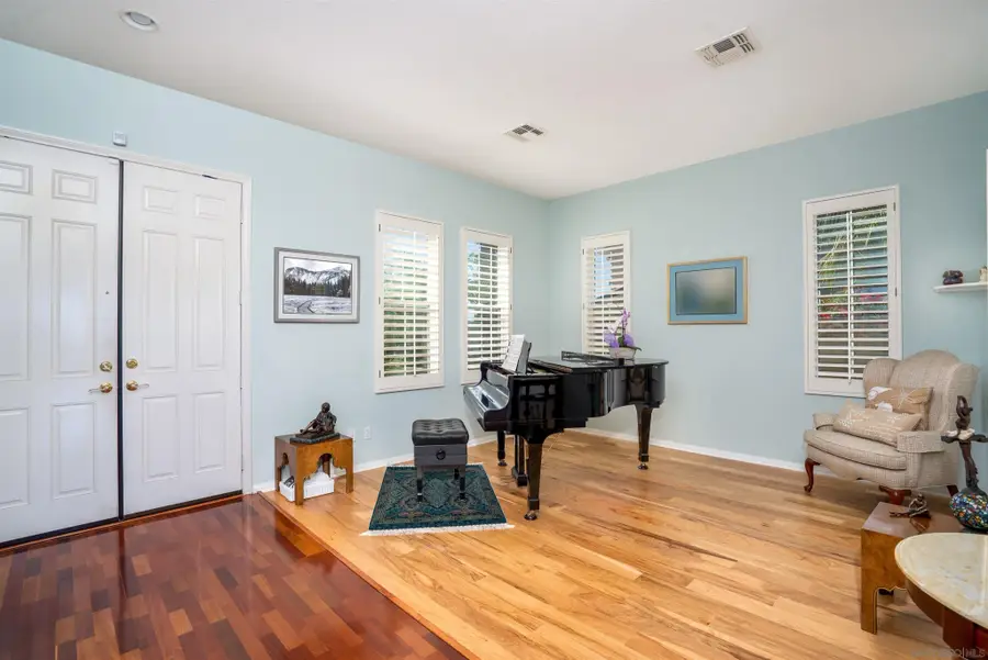 11629 Swan Lake Dr, San Diego, CA 92131 - Image #3