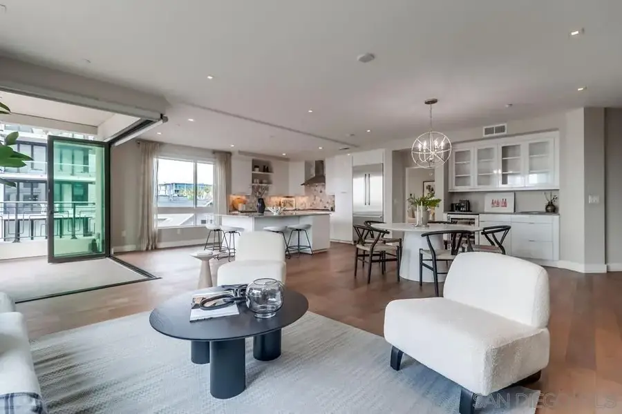 2665 5th Ave #405, San Diego, CA 92103 - Image #2