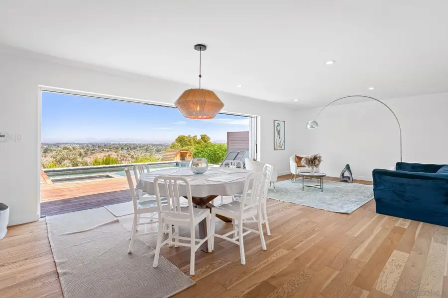 5745 Soledad Mountain Road, La Jolla, CA 92037 - Image #3