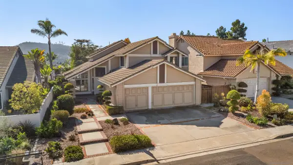 3970 Santa Nella Pl, San Diego, CA 92130