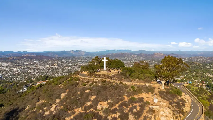 9775 Alto Dr, La Mesa, CA 91941 - Image #3