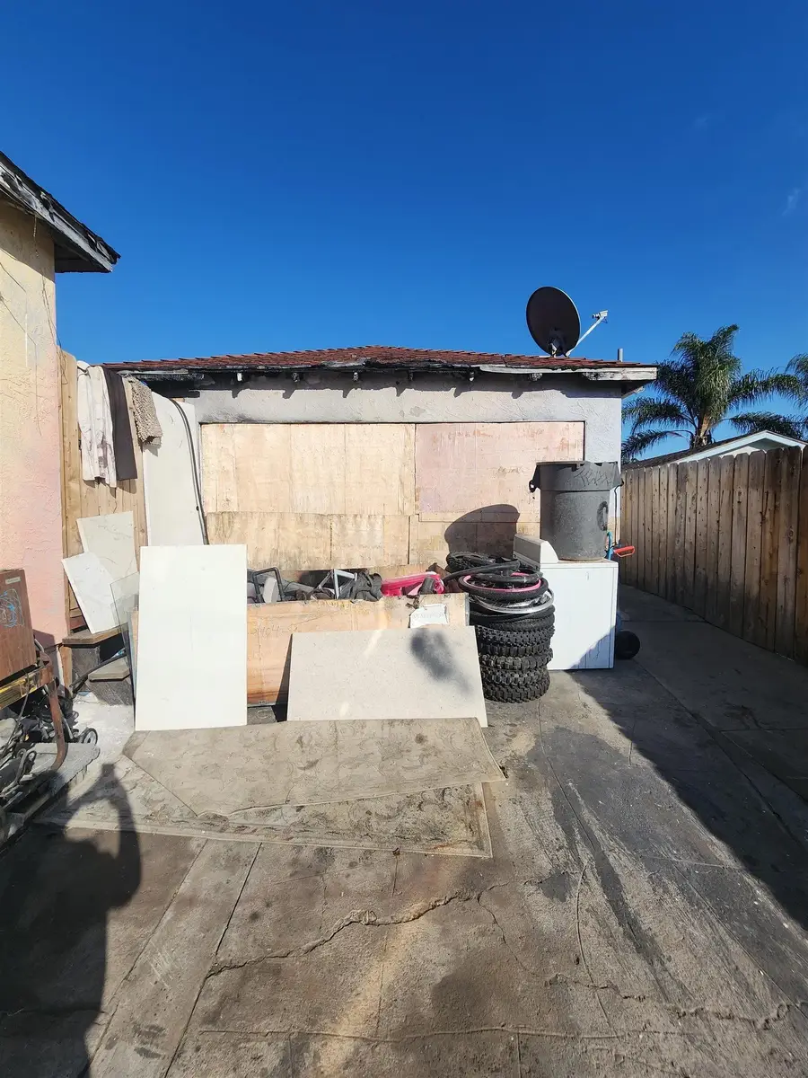 515 Iona Dr, San Diego, CA 92114 - Image #2