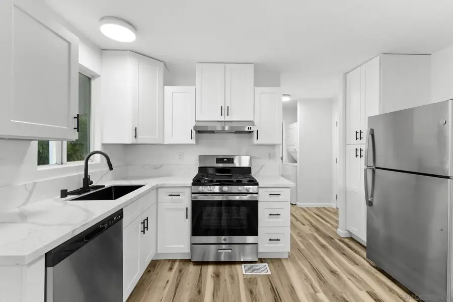 450 E Bradley Ave #18, El Cajon, CA 92021 - Image #3