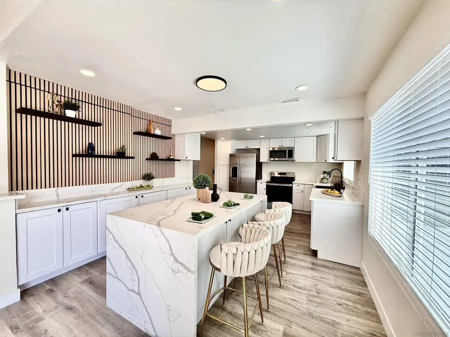 8815 Jackie Dr, San Diego, CA 92119 - Image #3