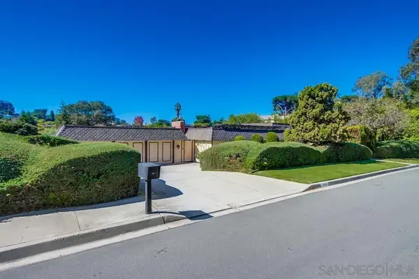 6608 Avenida Andorra, La Jolla, CA 92037