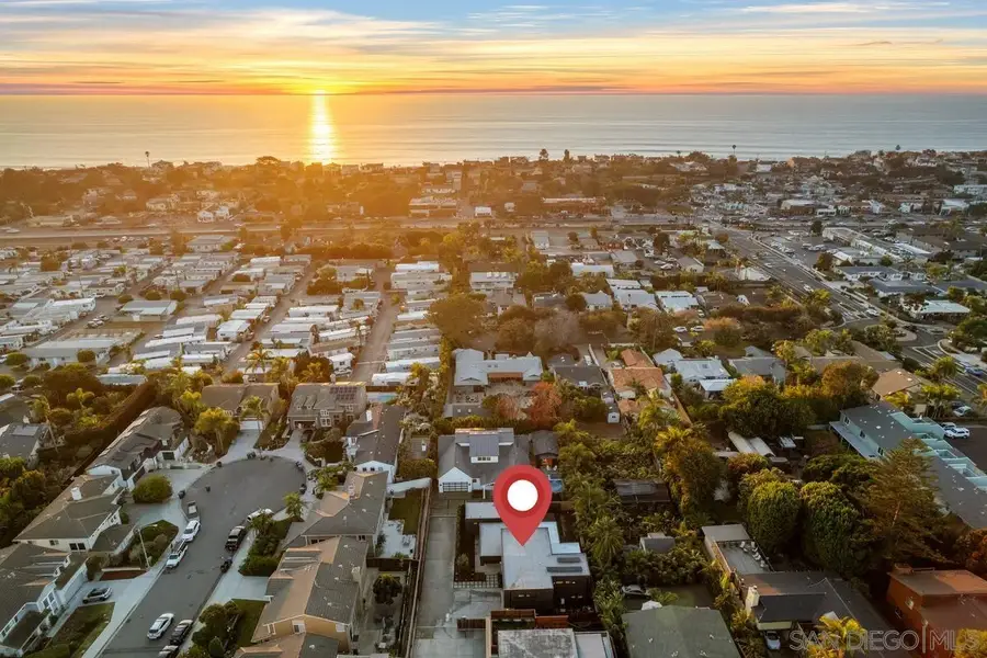 806 Hygeia, Encinitas, CA 92024 - Image #2