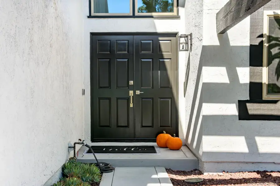 13330 Canyon Back Ln, Poway, CA 92064 - Image #3