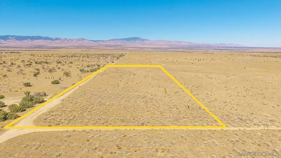 0 200th St W #2, Lancaster, CA 93536 - Image #3