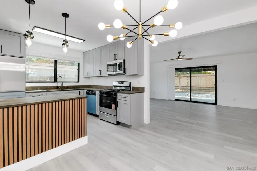 9125 Akard St, Spring Valley, CA 91977 - Image #3