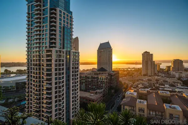 645 Front Street #2102, San Diego, CA 92101