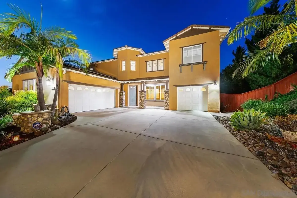 624 Ridgemont Cir, Escondido, CA 92027 - Image #1