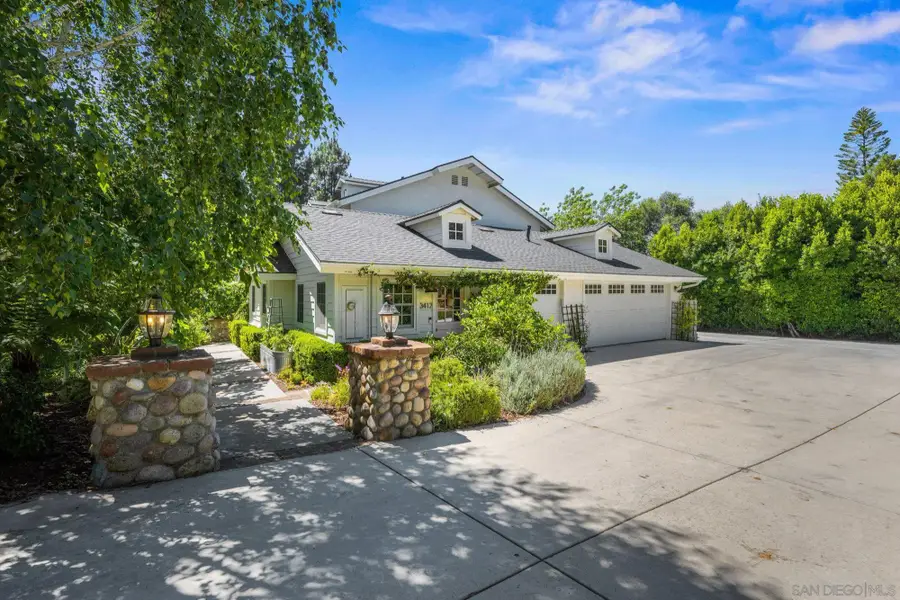 3412 Buena Creek Rd, Vista, CA 92084 - Image #2