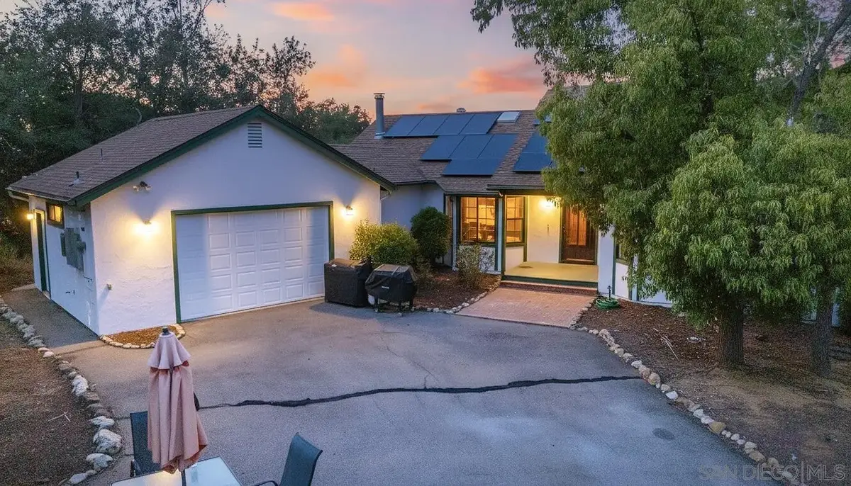 25040 E Old Julian Hwy, Ramona, CA 92065 - Image #1