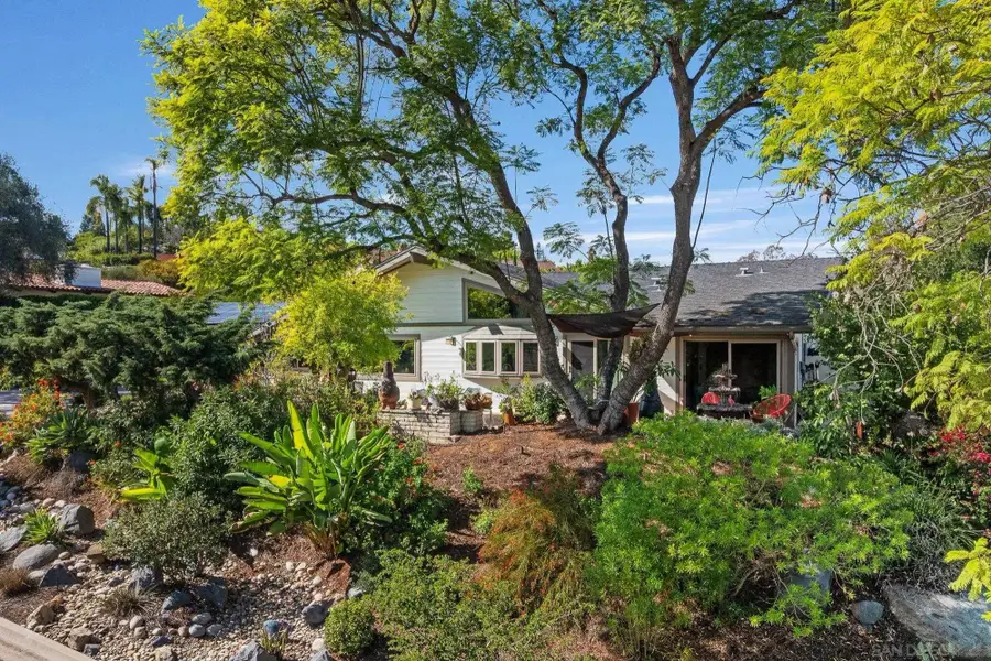 302 Horizon Hills Dr, El Cajon, CA 92020 - Image #3