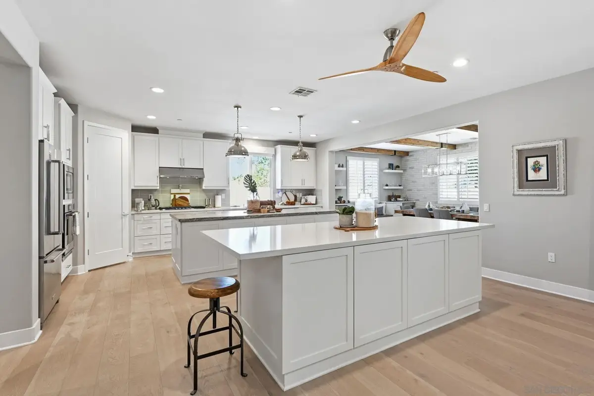 406 Glin Ct, Vista, CA 92081 - Image #1