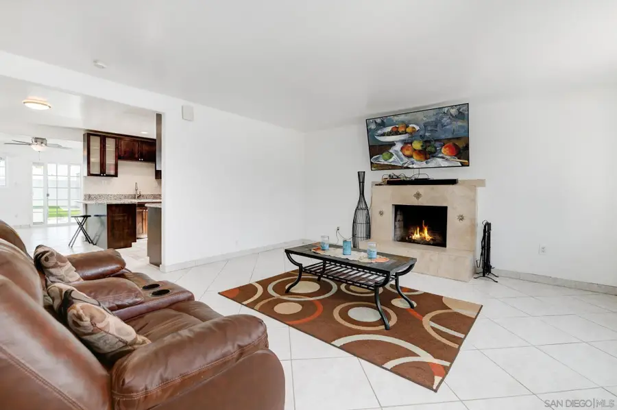 1261 Helix, Chula Vista, CA 91911 - Image #3