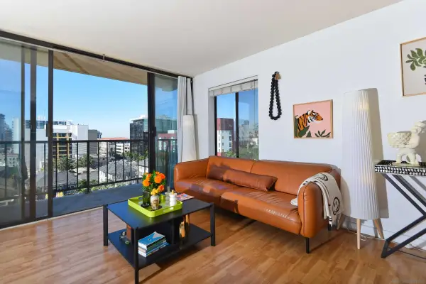 1514 7th Ave #303, San Diego, CA 92101