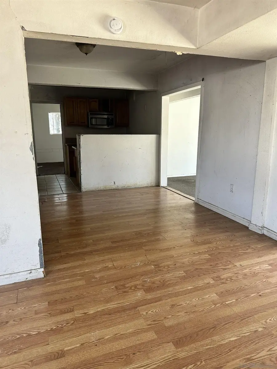 1042 Fifth Ave, Chula Vista, CA 91911 - Image #3