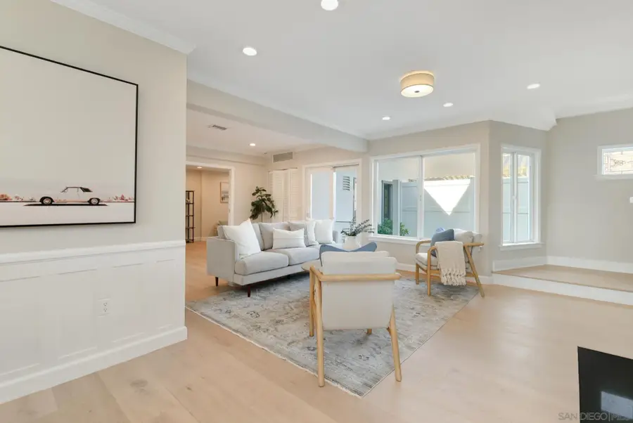 302 E Ave, Coronado, CA 92118 - Image #2