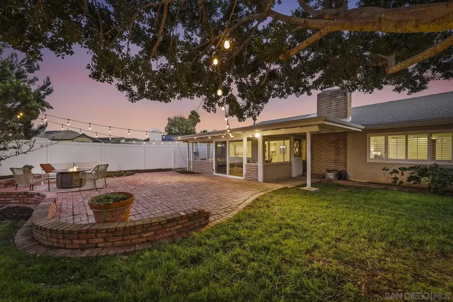 1350 La Mirada Way, Escondido, CA 92026 - Image #3