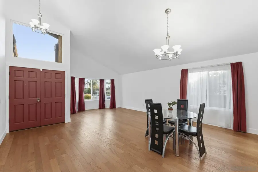 10985 Sunny Meadow St, San Diego, CA 92126 - Image #2