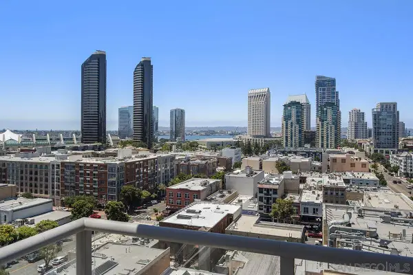 575 6th Avenue #1008, San Diego, CA 92101