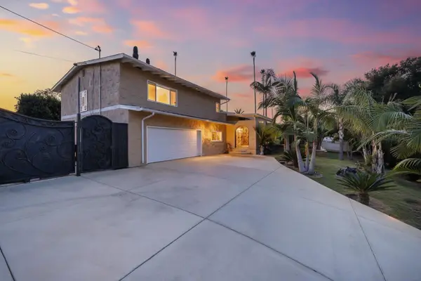 2167 Sunset Dr, Escondido, CA 92025