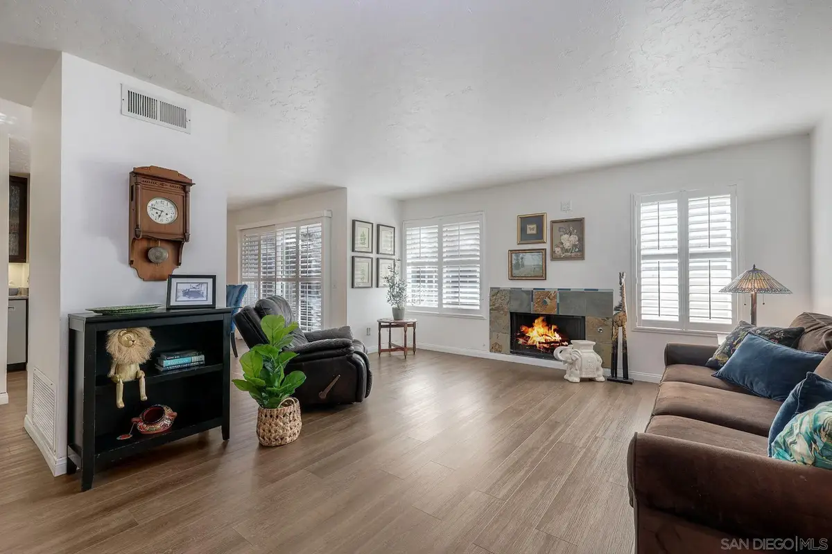 1122 Via Loma Vis, El Cajon, CA 92019 - Image #1