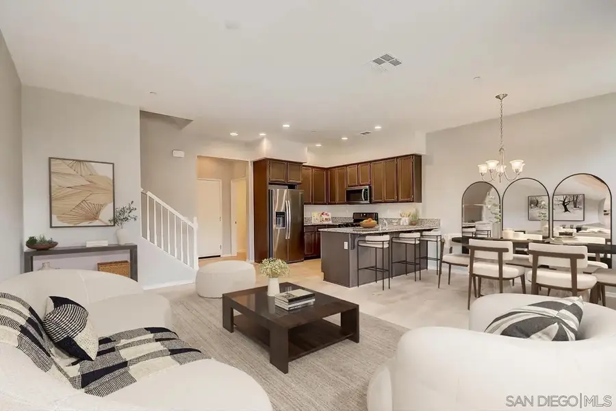 1215 Idanan Rd #4, Chula Vista, CA 91913 - Image #2