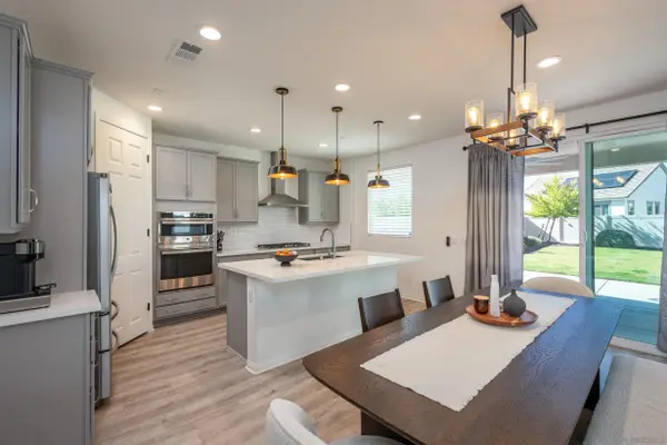 39297 Kindler Ln, Temecula, CA 92591