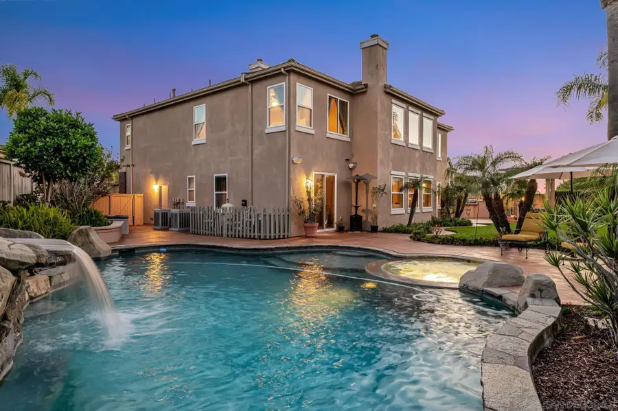 11547 Winding Ridge Dr, San Diego, CA 92131 - Image #3