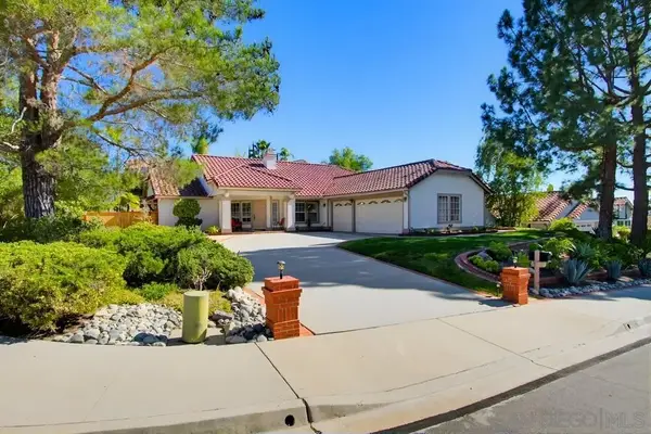 2114 Willowbrook, Escondido, CA 92029