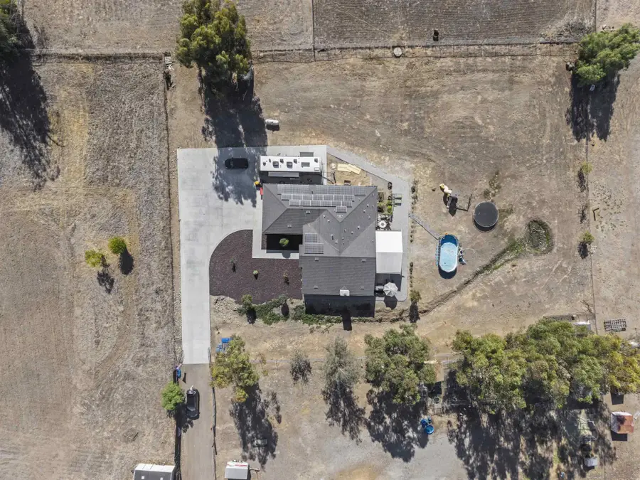 580 Telford Ln, Ramona, CA 92065 - Image #2