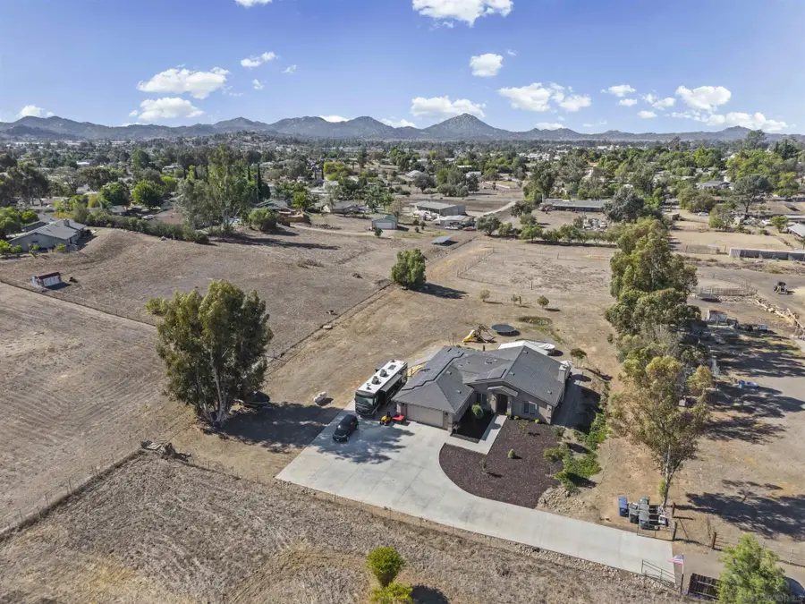 580 Telford Ln, Ramona, CA 92065 - Image #3