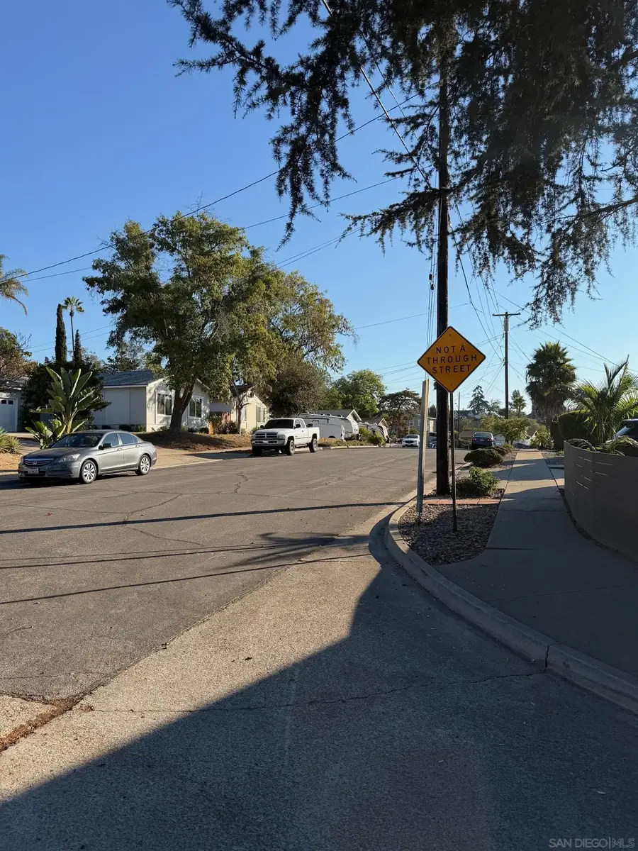 8810 Joris Way, La Mesa, CA 91941 - Image #3