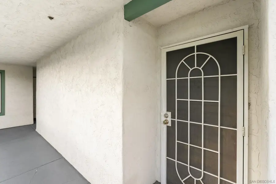 5525 Shasta Lane #308, La Mesa, CA 91942 - Image #3