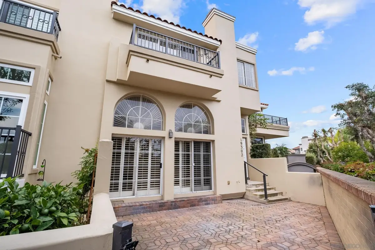 19302 Sawgrass Ln, Huntington Beach, CA 92648 - Image #1